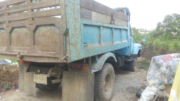 รถ6ล้อ ดั๊มหน้ายาว Isuzu  (280000)