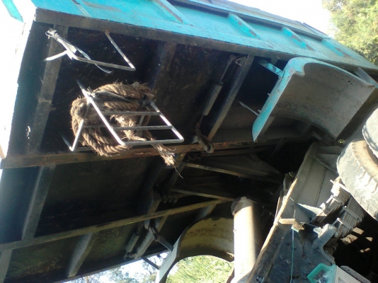 รถ6ล้อ ดั๊มหน้ายาว Isuzu  (280000)