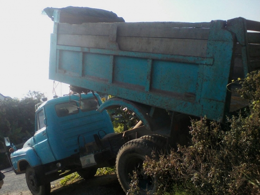 รถ6ล้อ ดั๊มหน้ายาว Isuzu  (280000)