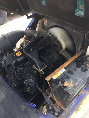 KOMATSU FD25-14 เครื่องดีเซล เกียร์ธรรมดา เสา5เมตร งาเท สนใจติดต่อ083-062-0223(ปอน)