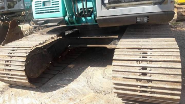ขายค่ะ..KOBELCO SK100-3  มาร์คไฟว์  ซุปเปอร์  เก่าญี่ปุ่นแท้  สภาพสวย..ชั่วโมงน้อย  อาร์มพิเศษ  ลองระบบกันได้ทุกวัน..โทร  089-3818694  ดวงนภา