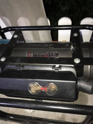 ขายถังmagnateแก๊สพร้อมอุปกรหัวฉีด4หัวACหม้อต้ม