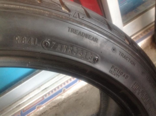 ยางDUNLOP 205 45 17ปี13 ยางDUNLOP 205 45 17ปี13