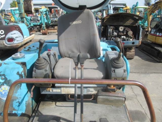 ขายรถขุดแบคโฮ KOBELCO SK030-2 ขนาดPC-30 (รถสวยสภาพเดิมมากๆ) <คอลโทนสั้นปั๊มนิ้ว> ระบบไวมากๆ รถเก่านอกแท้100\%มีเอกสารใบอินวอยพร้อม เครื่องดีระบบไว ช่วงล่างแน่น แทรกสวย