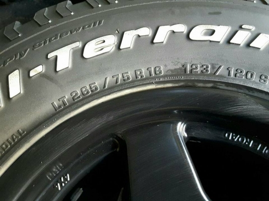 Max + BF All USA. 265/75/16 ปลายปี12 สวยๆ 1ชุด