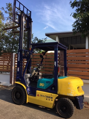 ขาย FOLKLIFT KOMATSU 20FG12 ขนาด 2 ตัน พิมพ์นิยม เครื่องยนต์ H20 เบนซิล 4 สูบ เกียร์ Auto