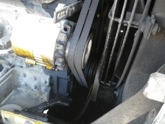 ขาย : รถตัก ยี่ห้อ : KOMATSU รุ่น : WA100-3 สี : เหลือง ขาย : รถตัก ยี่ห้อ : KOMATSU รุ่น : WA100-3 สี : เหลือง