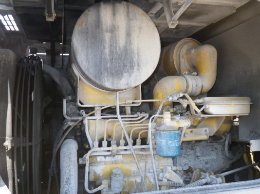 ขาย : รถตัก ยี่ห้อ : KOMATSU รุ่น : WA100-3 สี : เหลือง ขาย : รถตัก ยี่ห้อ : KOMATSU รุ่น : WA100-3 สี : เหลือง