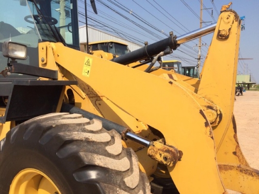 ขายรถตักล้อยาง CAT 910H ปี 2011 รถนอกนำเข้าจากญี่ปุ่น สภาพสวยพร้อมใช้ มีVDOการทำงานครับ ขายรถตักล้อยาง CAT 910H ปี 2011 รถนอกนำเข้าจากญี่ปุ่น สภาพสวยพร้อมใช้ มีVDOการทำงานครับ