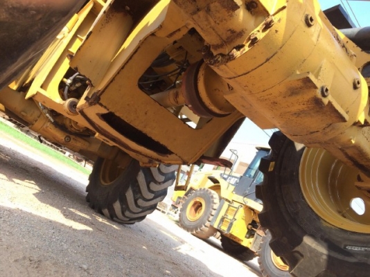 ขายรถตักล้อยาง CAT 910H ปี 2011 รถนอกนำเข้าจากญี่ปุ่น สภาพสวยพร้อมใช้ มีVDOการทำงานครับ ขายรถตักล้อยาง CAT 910H ปี 2011 รถนอกนำเข้าจากญี่ปุ่น สภาพสวยพร้อมใช้ มีVDOการทำงานครับ