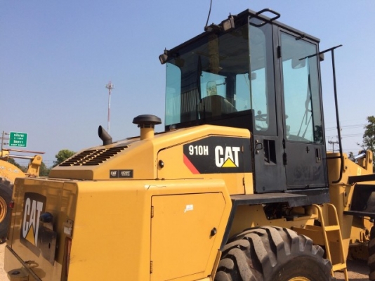 ขายรถตักล้อยาง CAT 910H ปี 2011 รถนอกนำเข้าจากญี่ปุ่น สภาพสวยพร้อมใช้ มีVDOการทำงานครับ ขายรถตักล้อยาง CAT 910H ปี 2011 รถนอกนำเข้าจากญี่ปุ่น สภาพสวยพร้อมใช้ มีVDOการทำงานครับ