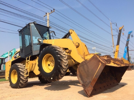 ขายรถตักล้อยาง CAT 910H ปี 2011 รถนอกนำเข้าจากญี่ปุ่น สภาพสวยพร้อมใช้ มีVDOการทำงานครับ ขายรถตักล้อยาง CAT 910H ปี 2011 รถนอกนำเข้าจากญี่ปุ่น สภาพสวยพร้อมใช้ มีVDOการทำงานครับ