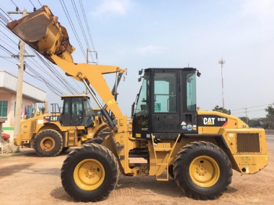 ขายรถตักล้อยาง CAT 910H ปี 2011 รถนอกนำเข้าจากญี่ปุ่น สภาพสวยพร้อมใช้ มีVDOการทำงานครับ ขายรถตักล้อยาง CAT 910H ปี 2011 รถนอกนำเข้าจากญี่ปุ่น สภาพสวยพร้อมใช้ มีVDOการทำงานครับ