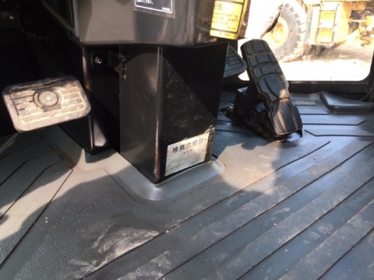 ขายรถตักล้อยาง CAT 910H ปี 2011 รถนอกนำเข้าจากญี่ปุ่น สภาพสวยพร้อมใช้ มีVDOการทำงานครับ ขายรถตักล้อยาง CAT 910H ปี 2011 รถนอกนำเข้าจากญี่ปุ่น สภาพสวยพร้อมใช้ มีVDOการทำงานครับ