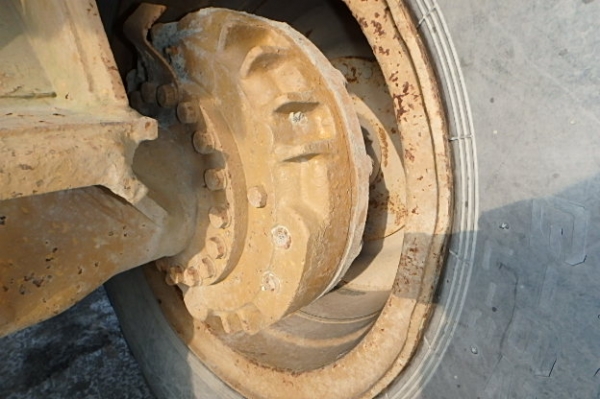 ขาย รถตัก TCM รุ่น : 850-2