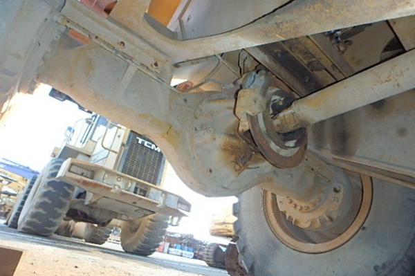 ขาย รถตัก TCM รุ่น : 850-2