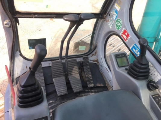 ขายรถแบคโฮ KOBELCO SK200 MARK5 SUPER ลายหัวกระแทก รถนอกนำเข้าจากญี่ปุ่น สภาพสวยพร้อมใช้ มีVDOการทำงานครับ ขายรถแบคโฮ KOBELCO SK200 MARK5 SUPER ลายหัวกระแทก รถนอกนำเข้าจากญี่ปุ่น สภาพสวยพร้อมใช้ มีVDOการทำงานครับ