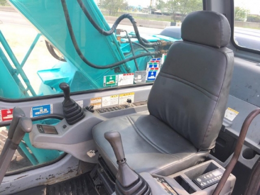 ขายรถแบคโฮ KOBELCO SK200 MARK5 SUPER ลายหัวกระแทก รถนอกนำเข้าจากญี่ปุ่น สภาพสวยพร้อมใช้ มีVDOการทำงานครับ ขายรถแบคโฮ KOBELCO SK200 MARK5 SUPER ลายหัวกระแทก รถนอกนำเข้าจากญี่ปุ่น สภาพสวยพร้อมใช้ มีVDOการทำงานครับ