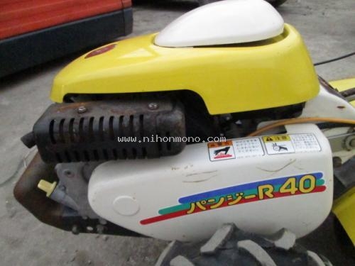 ราคาพิเศษ19,000 บาท!! รถพรวนดินเดินตาม ISEKI รุ่น : KMR40-D รหัสสินค้า : 80802226 www.nihonmono.com ราคาพิเศษ19,000 บาท!! รถพรวนดินเดินตาม ISEKI รุ่น : KMR40-D รหัสสินค้า : 80802226 www.nihonmono.com