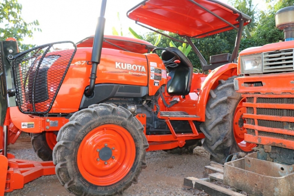ขายรถไถ KUBOTA L4708 แถมดันหน้า และผาน6 รถพร้อมใช้งานไดเเลย ทะเบียนพร้อม ราคา 375,000 อ.แกลง จ.ระยอง มีบริการขนส่งทั่วไทย DC Tractor Rayong 0818618678,0899347475 https://www.facebook.com/DC-Tractor-Rayong-3071545327…/shop… id line=081-861867 ขายรถไถ KUBOTA L4708 แถมดันหน้า และผาน6 รถพร้อมใช้งานไดเเลย ทะเบียนพร้อม ราคา 375,000 อ.แกลง จ.ระยอง มีบริการขนส่งทั่วไทย DC Tractor Rayong 0818618678,0899347475 https://www.facebook.com/DC-Tractor-Rayong-3071545327…/shop… id line=081-861867