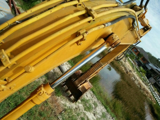 รถขุด SUMITOMO120 กล้วยหอม สภาพดีใช้ได้ มีเอกสารอินวอยล์