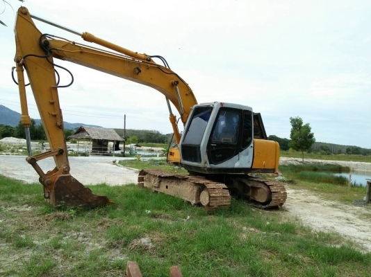 รถขุด SUMITOMO120 กล้วยหอม สภาพดีใช้ได้ มีเอกสารอินวอยล์