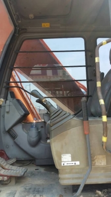 ขายรถแบ็คโฮ HITACHI ZX200-1 เครื่องดีเอวแน่น โซ่หนา ไฟฟ้าครบ ชั่วโมงหมื่นกว่า เอกสารอินวอยซ์