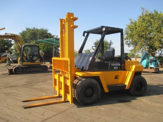 ขายรถยก6T.เอกสารกรมศุลกากรพร้อม