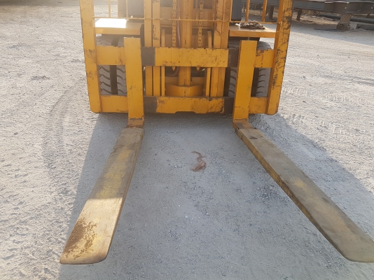 ขายรถยก6T.เอกสารกรมศุลกากรพร้อม