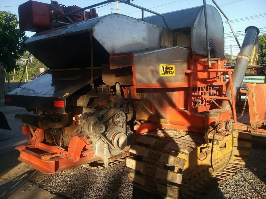 ขาย 175,000บาท รถเกี่ยวรองกระสอบ วิชาญการช่าง โซ่43ข้อใบเต็ม ลอเลอดี รถสภาพดีพร้อมใช้งาน