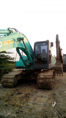 สวยไม่เกรงใจใคร รถขุด SK200-8 YN12 เล่มทะเบียนทำงาน 18000 ชม.