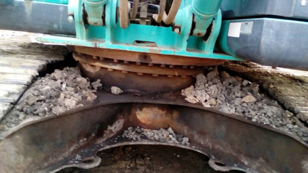 สวยไม่เกรงใจใคร รถขุด SK200-8 YN12 เล่มทะเบียนทำงาน 18000 ชม.