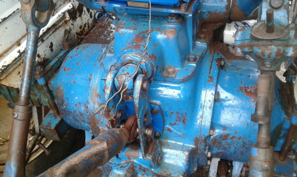 ขาย FORD 6600 รถสวยน่าใช้พร้อมอุปกรณ์ ดันหน้า ผาน3 ผาน7