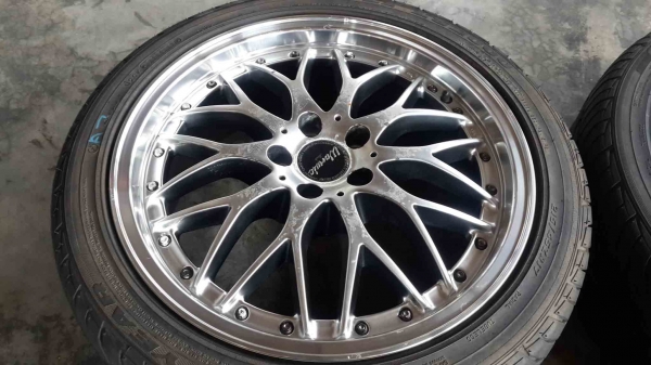 ล้อญี่ปุ่น European warwic mesh 5 รู 100 ขอบ 17 สภาพดีราคาเบาๆครับ