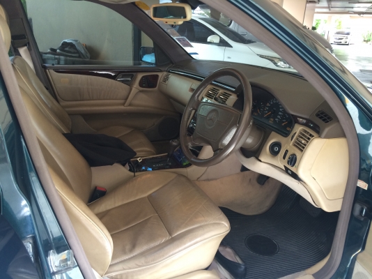 Benz e230 มือเดียว เจ้าของขายเอง ไม่แก๊ส