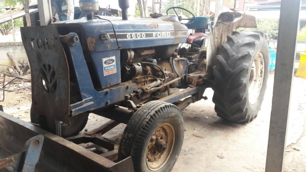 ขายรถไถFord6600 T3เอกสารเล่มสภาพสวยพร้อมใช้ ต่อคุณอ๊อฟพิจิตร086-737-9991