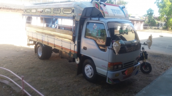 ขายคับ รถ isuzu nkr 110 ปี 40