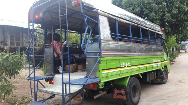 รถ2แถวIsuzu110 สภาพสวยพร้อมใช้ ติดต่อ คุณอ๊อฟพิจิตร086-737-9991
