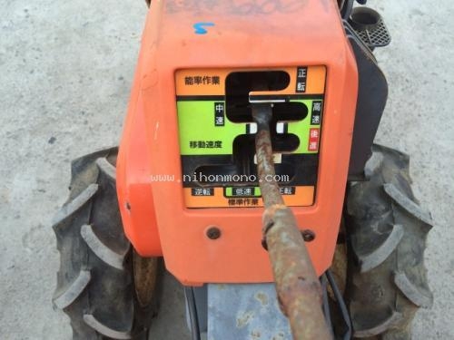 ราคาพิเศษ!! เพียง18,000 บาท รถพรวนดินเดินตาม KUBOTA TR-6 รหัสสินค้า : 80903793 www.nihonmono.com ราคาพิเศษ!! เพียง18,000 บาท รถพรวนดินเดินตาม KUBOTA TR-6 รหัสสินค้า : 80903793 www.nihonmono.com