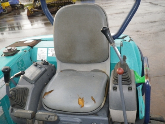 Komatsu PC40R-8 เก่าญี่ปุ่น รถสวย นำเข้าเองจากญี่ปุ่นโดยตรง