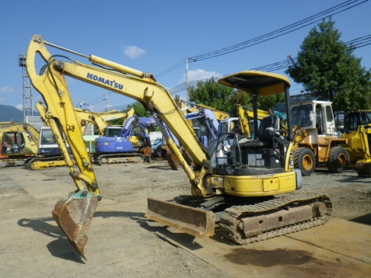 Komatsu PC35MR-2 อาร์มพิเศษ เก่าญี่ปุ่น แทรคเหล็กหุ้มก้อนยาง มีไลน์หัวเจาะ นำเข้าเอง
