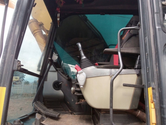 ขายKOMATSU PC200-8 ไฟฟ้าเต็ม สภาพดี เล่มทะเบียน ทำงาน15,xxx ชั่วโมง รถอยู่ขอนแก่น 1,600,000บ. สนใจ 0835601591 หรือ 0903494058