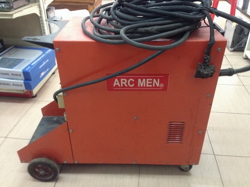 ลดราคา-เครื่องเชื่อม Co2 ยี่ห้อ ARC MEN 270 แอมป์ รุ่น GO-MIG270 ตัวใหญ่ มีสายเชื่อม สภาพดี พร้อมใช้งาน