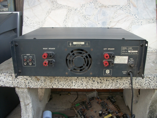 ขายแอมป์ขยาย K-Power ลดราคาสุดๆแล้วครับ 1700 บาทครับ