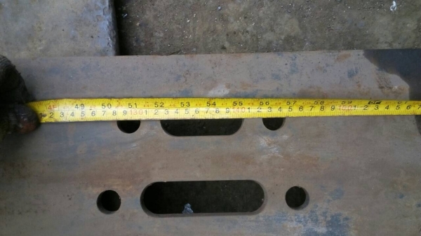 ขายแผ่นแทรก รถแมคโค โคมัสสุ PC-300 รูน๊อต 22 มิล แผ่นยาว 80ซม. สภาพตามรูป แผ่นสวยมากครับ ขายไม่แพงครับ