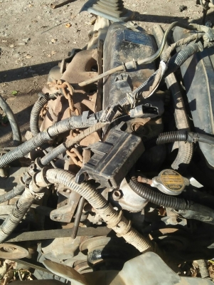 ขายเครื่อง เกียร์อีซูซุ มังกรดำ 27000บาท เครื่องเกียร์ดีใช้งานปกติ 081-6278866