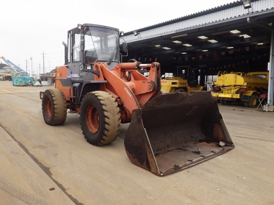 ขายรถตัก ยี่ห้อ Hitachi รุ่น LX110-7