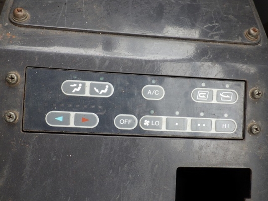 ขายรถตัก ยี่ห้อ Hitachi รุ่น LX110-7