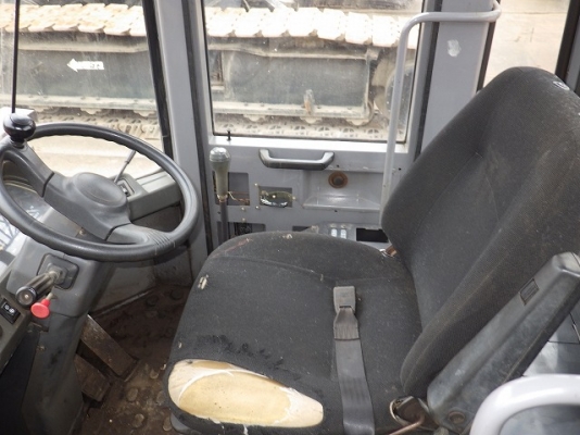 ขายรถตัก ยี่ห้อ Hitachi รุ่น LX110-7