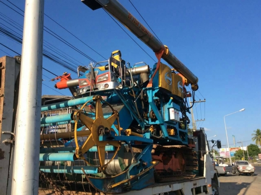 ขายรถเกี่ยวข้าว ขายรถเกี่ยวข้าว